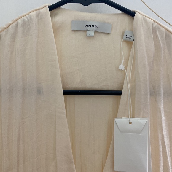 Vince cream silk button down blouse - Picture 2 of 2